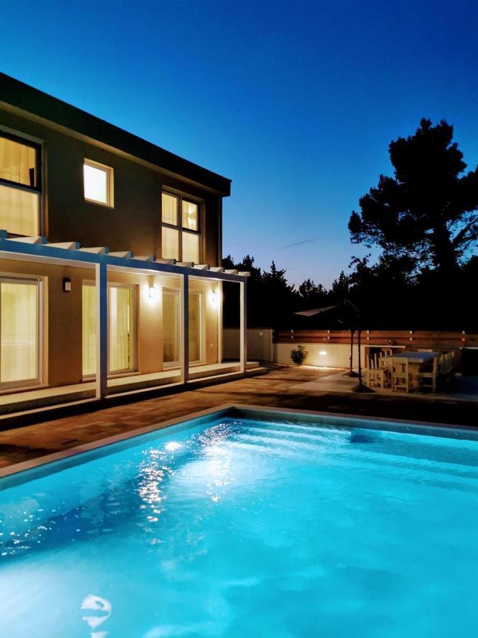 Villa Olivia - New And Modern House With Pool, Souna, Jacuzzi & Playground, Liznjan - Istra 外观 照片